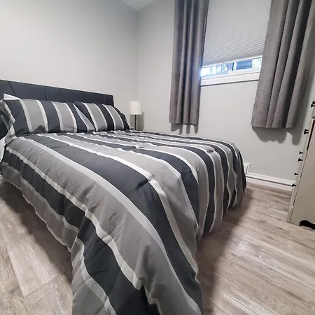 Modern Private 1Br Apt. W/Free Prkg + Fast Wi-Fi Sault Ste. Marie Exterior photo